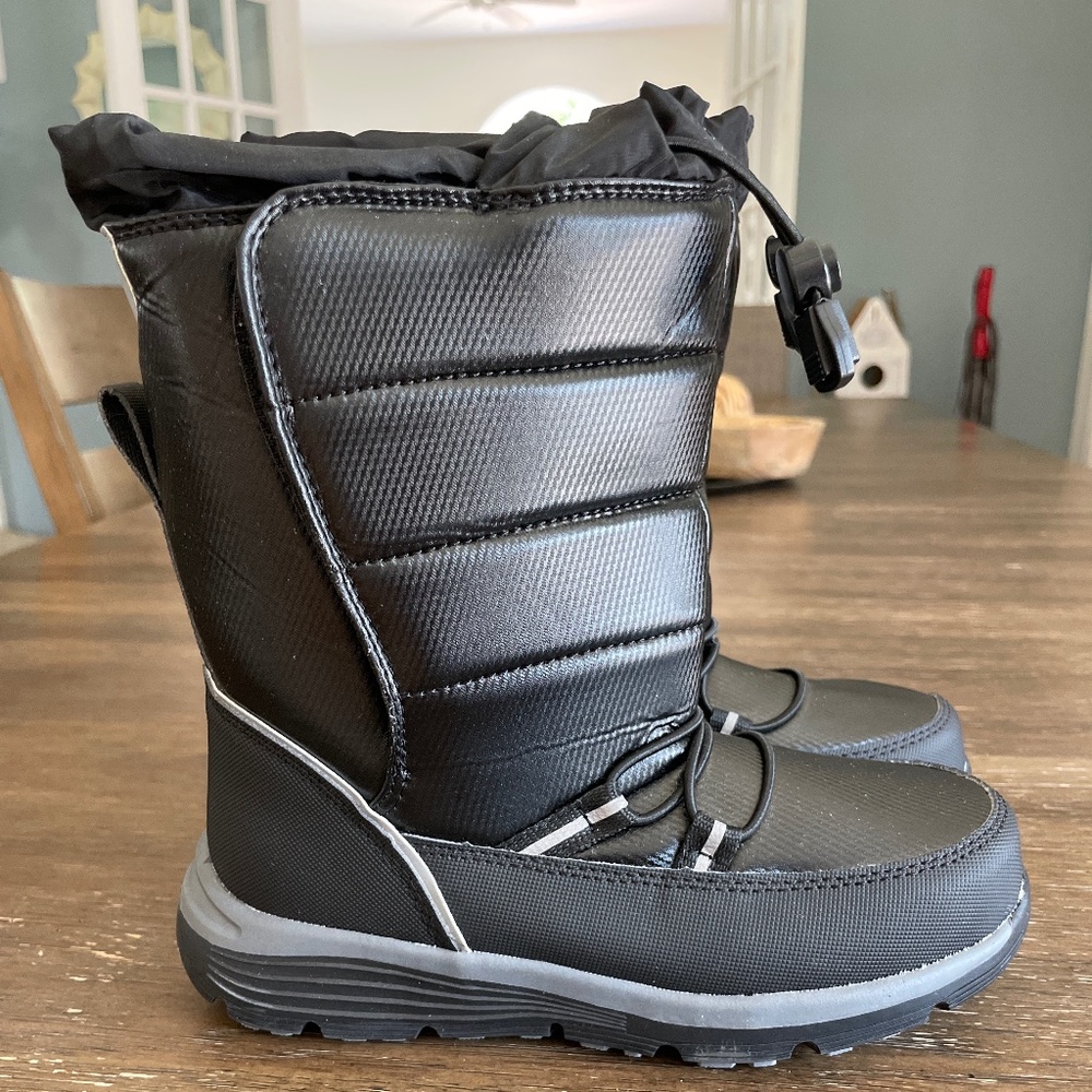 Lands End Kids Size 1 Snow Boots